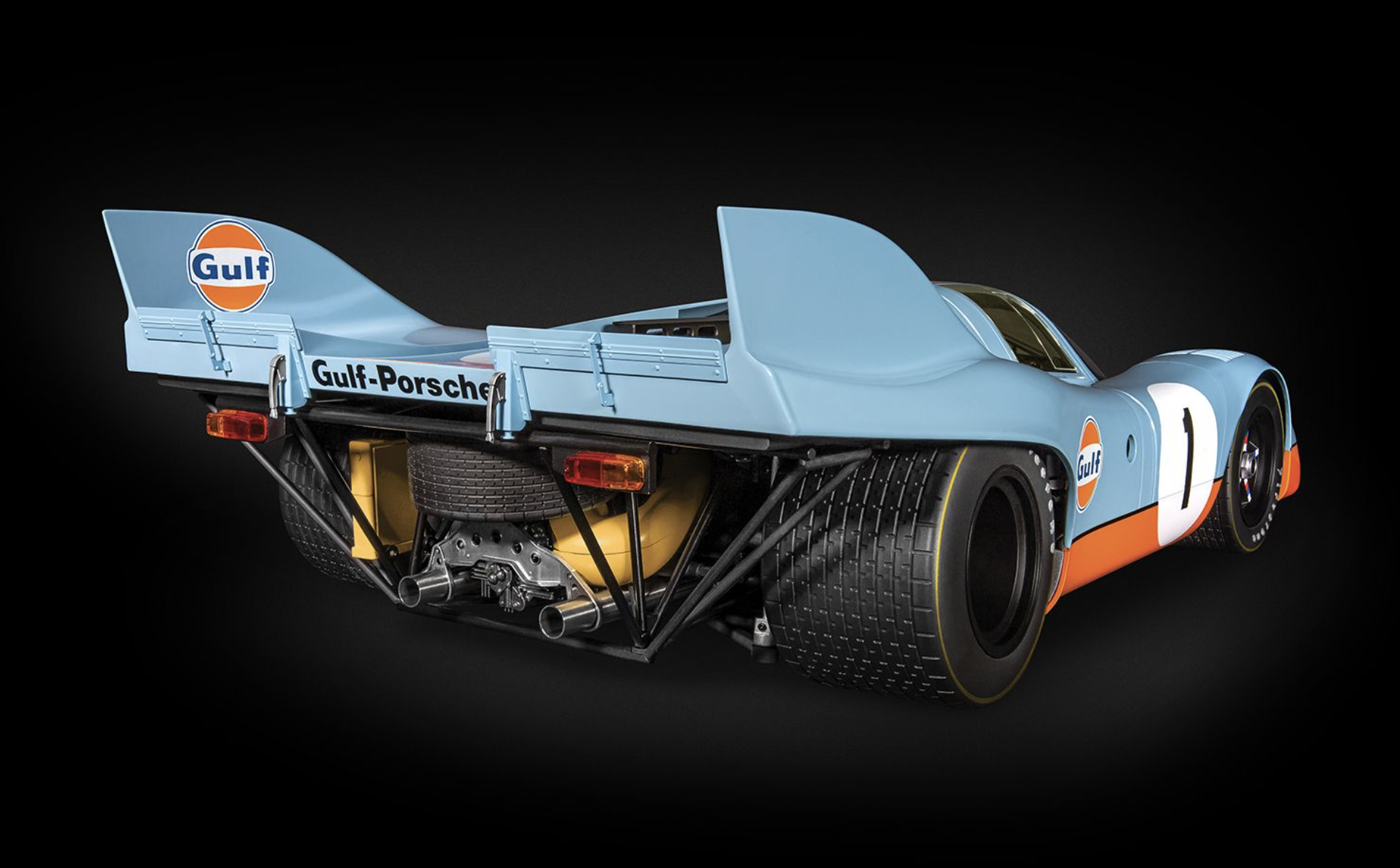 1:8 Scale Ultimate Porsche 917K Gulf Collection
