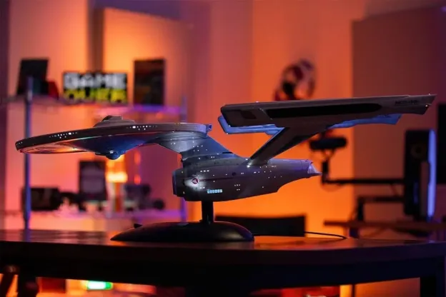 Star Trek: The Motion Picture DieCast Replica 1/350