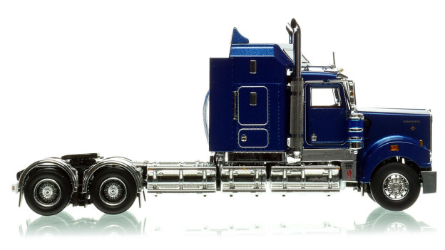 Kenworth T900 Tandem Axle Tractor1