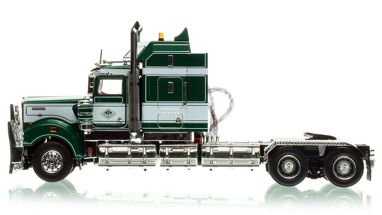 Kenworth T900 Tandem Axle Tractor
