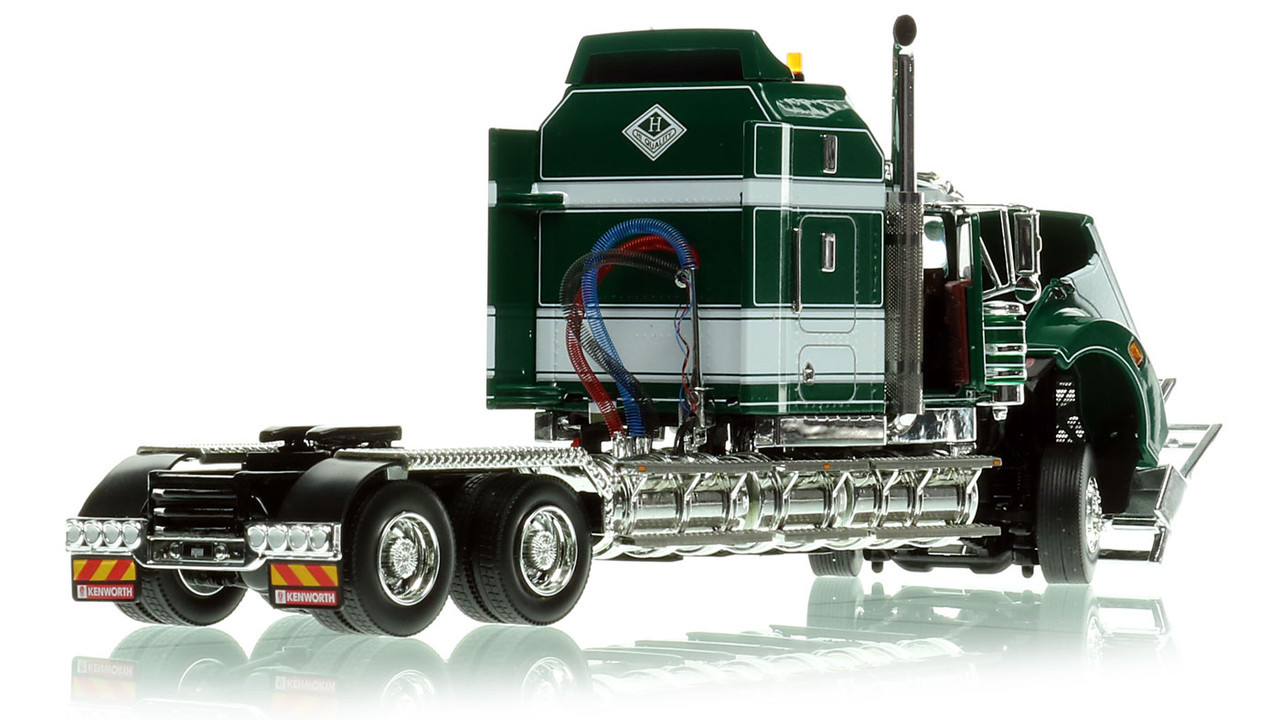 Kenworth T900 Tandem Axle Tractor