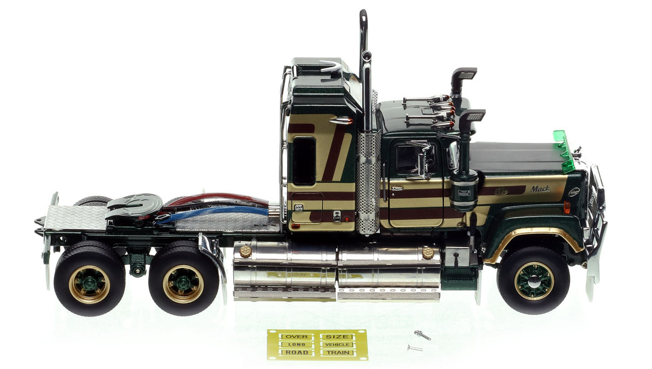 Mack Bicentennial Superliner II Tandem-Axle Sleeper - William Hovell AU