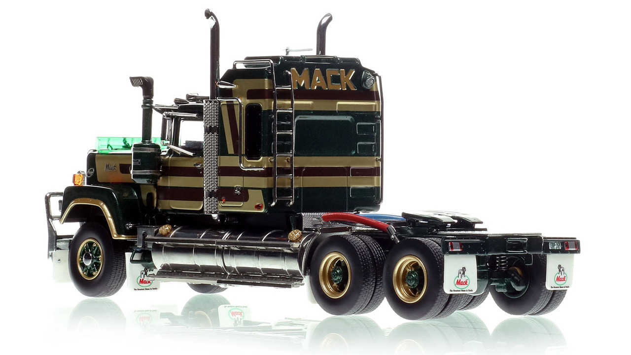 Mack Bicentennial Superliner II Tandem-Axle Sleeper - William Hovell AU