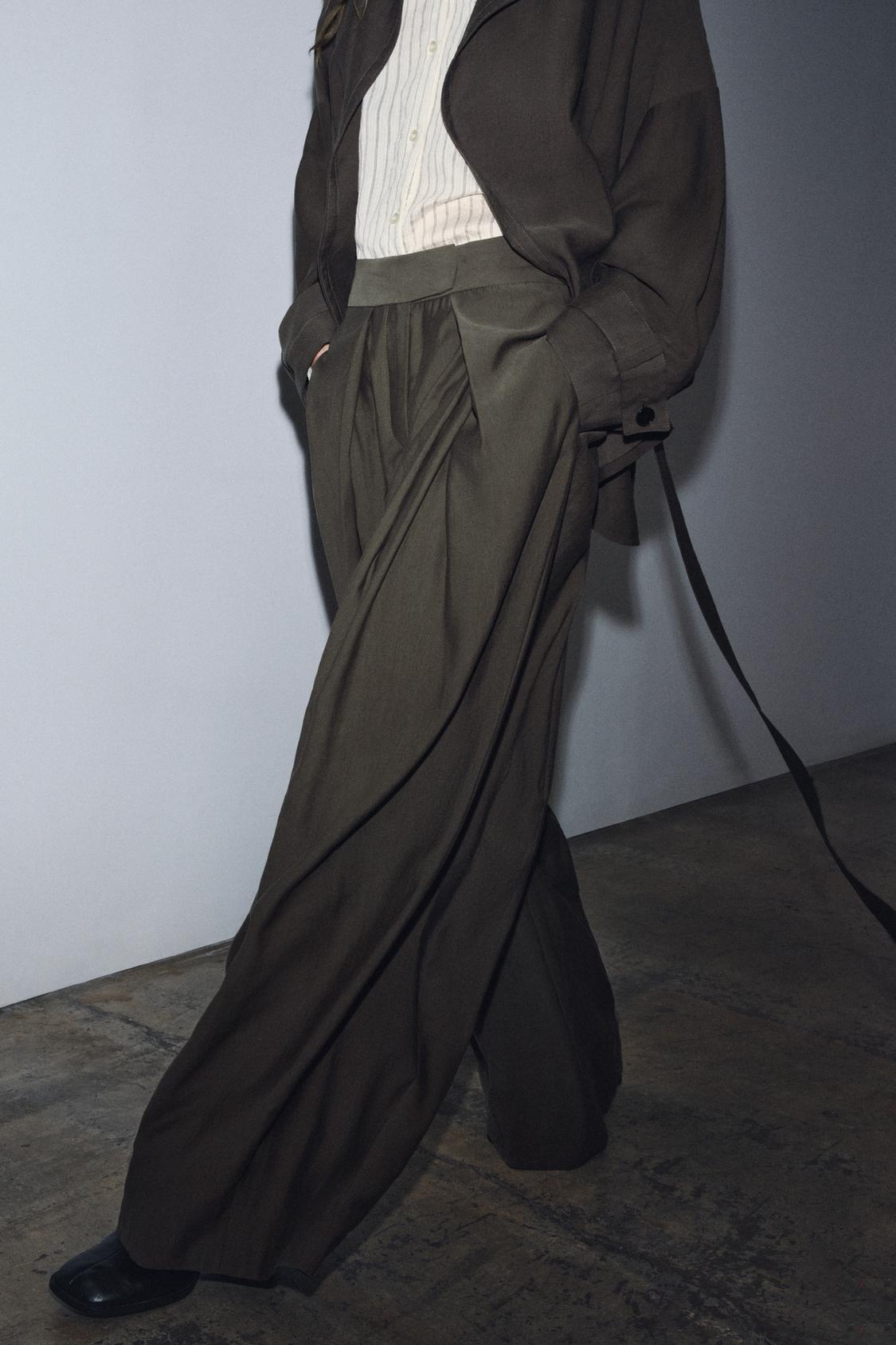 The Fluid Pleat Trousers