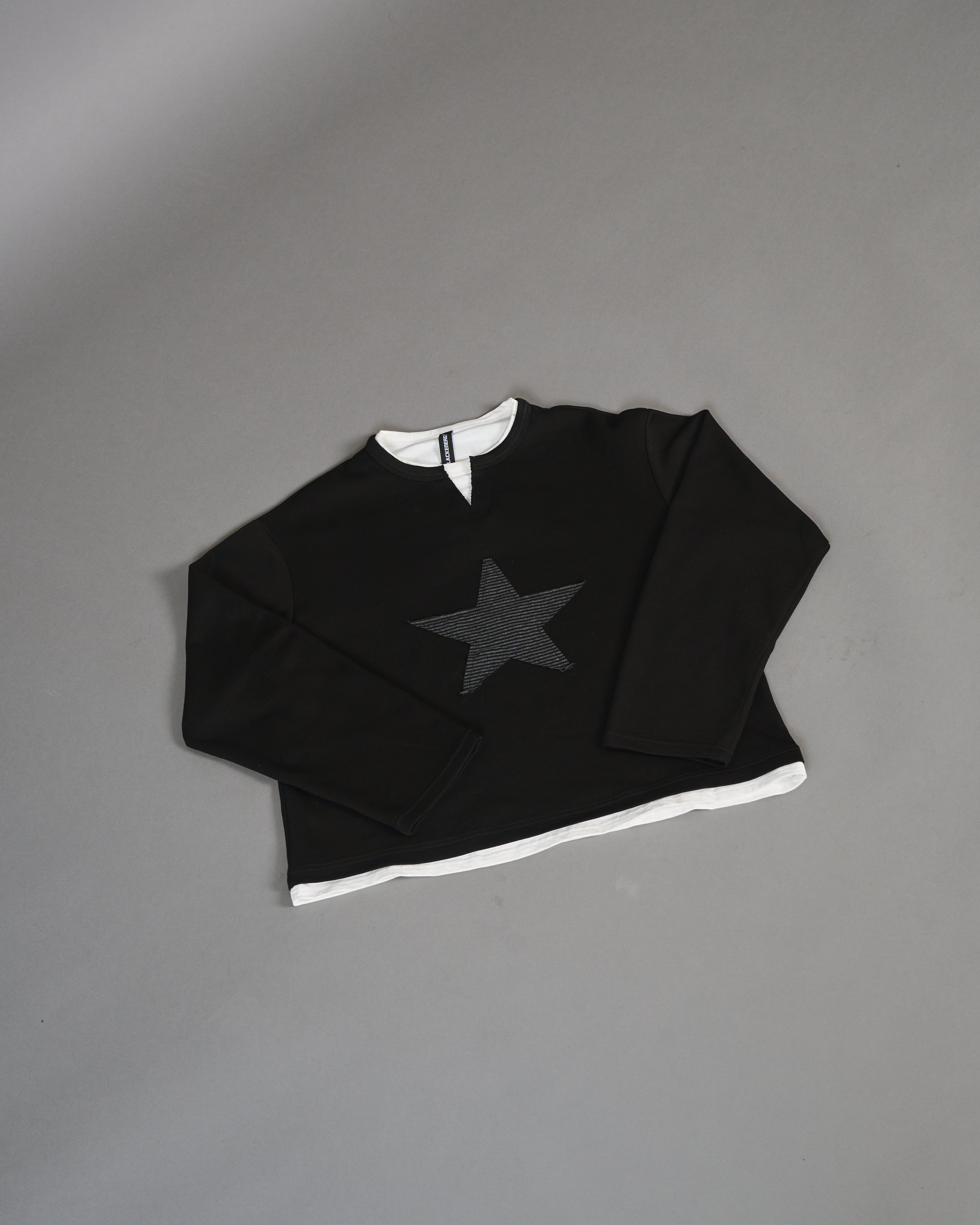 Star Logo Henley Neck T SL0008