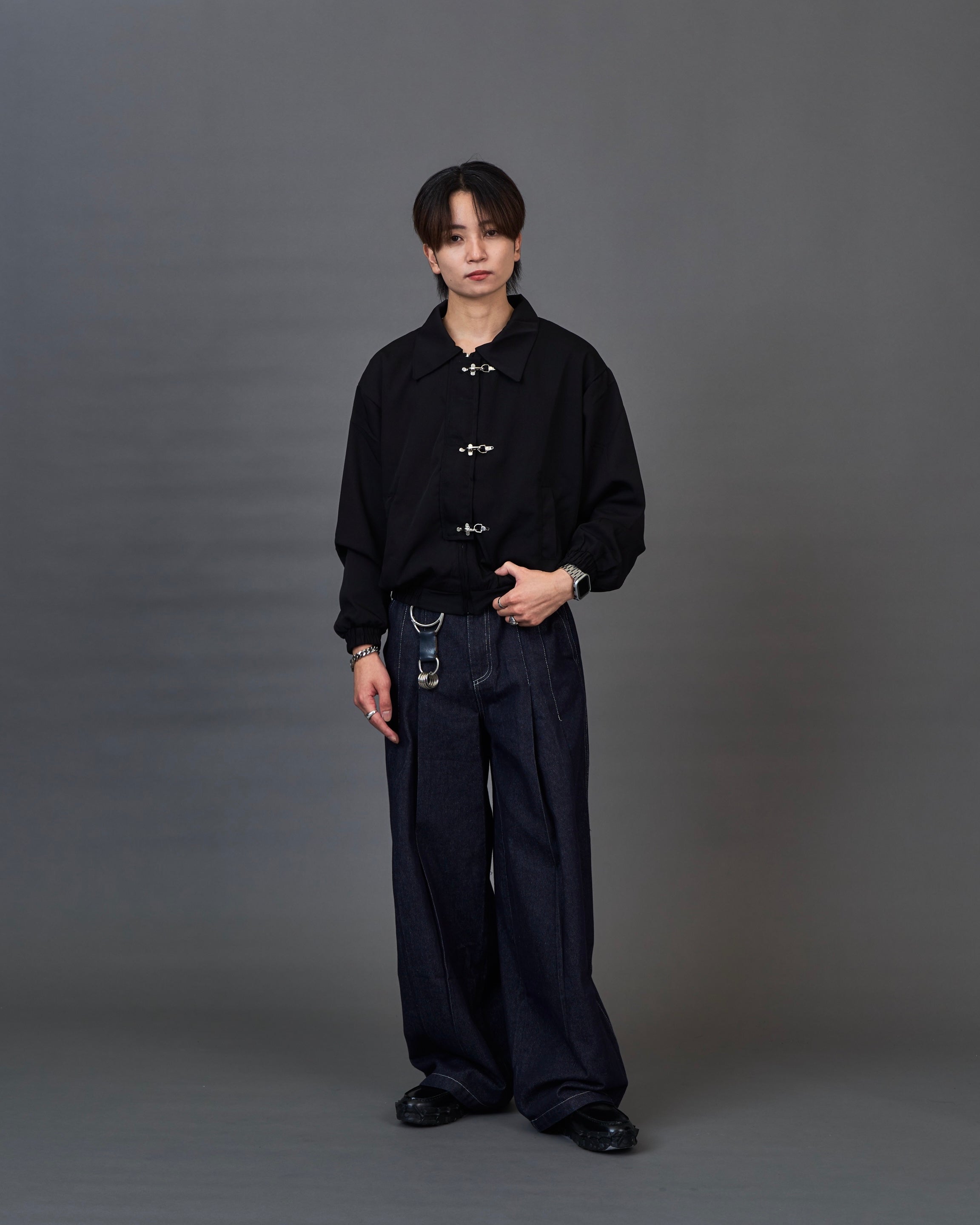 Metal Hook Cropped Blouson SL0060