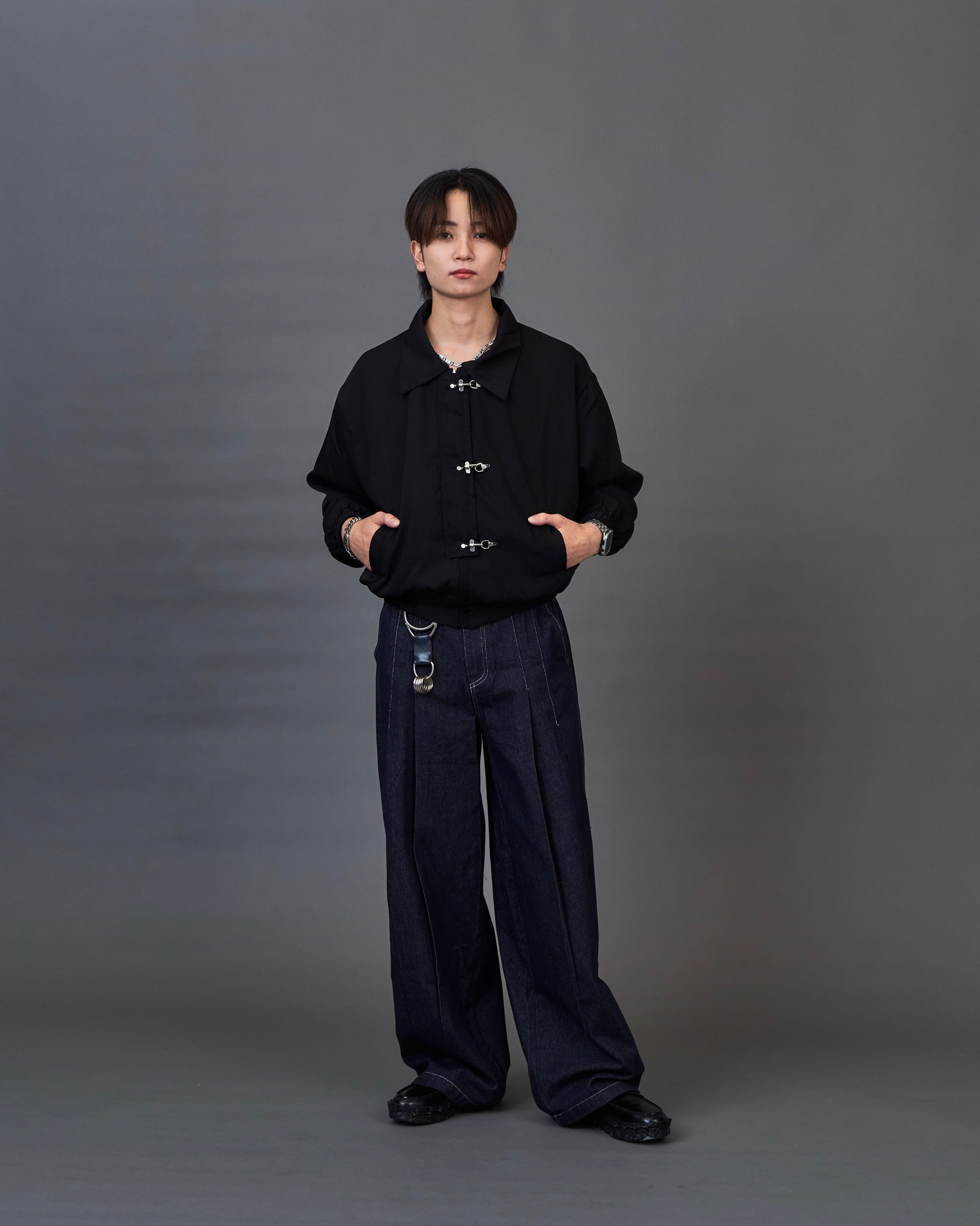 Metal Hook Cropped Blouson SL0060