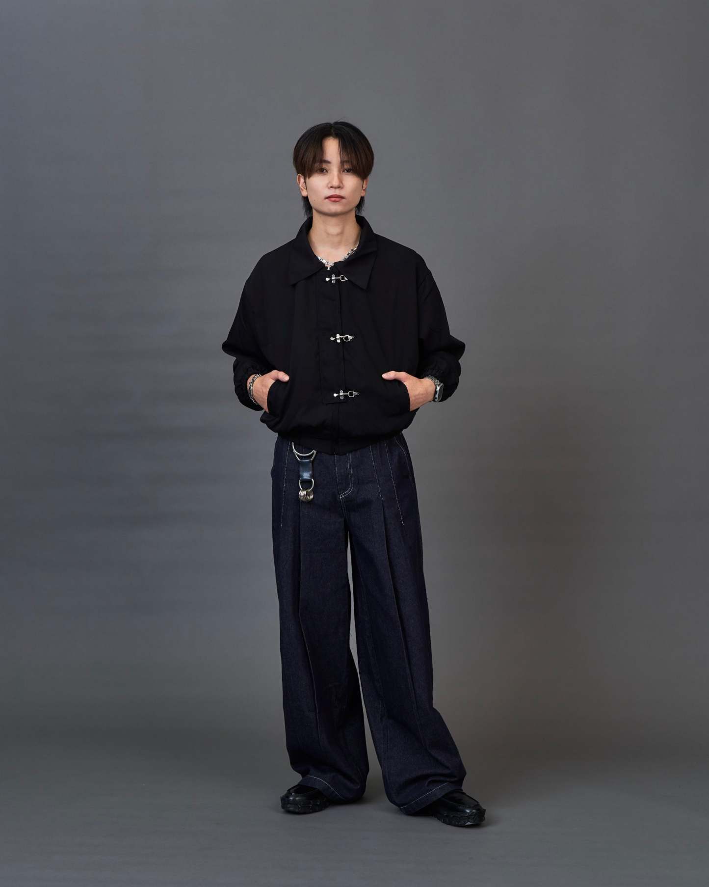 Metal Hook Cropped Blouson SL0060