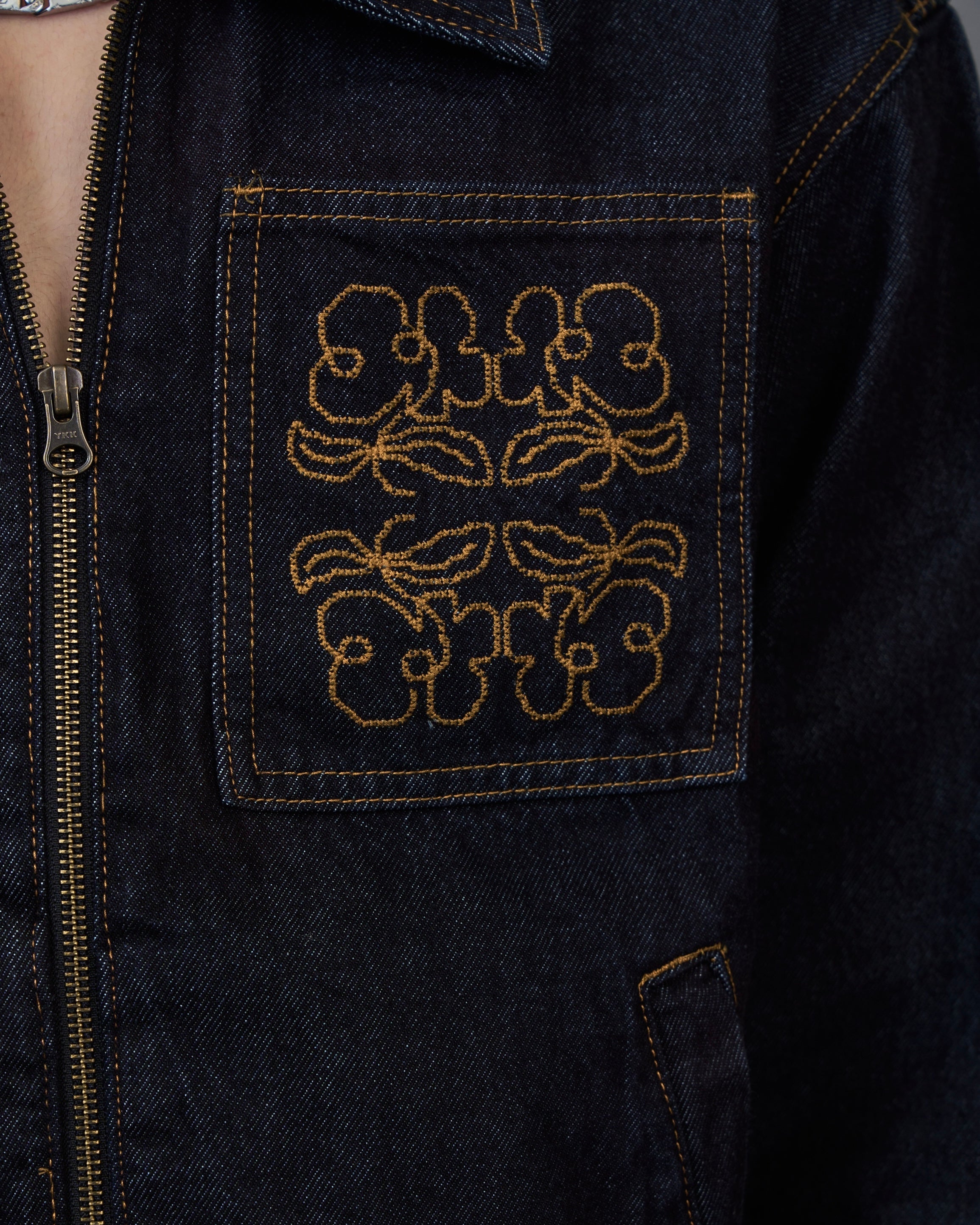 Set-up Compatible Embroidery Denim Jacket SL0050