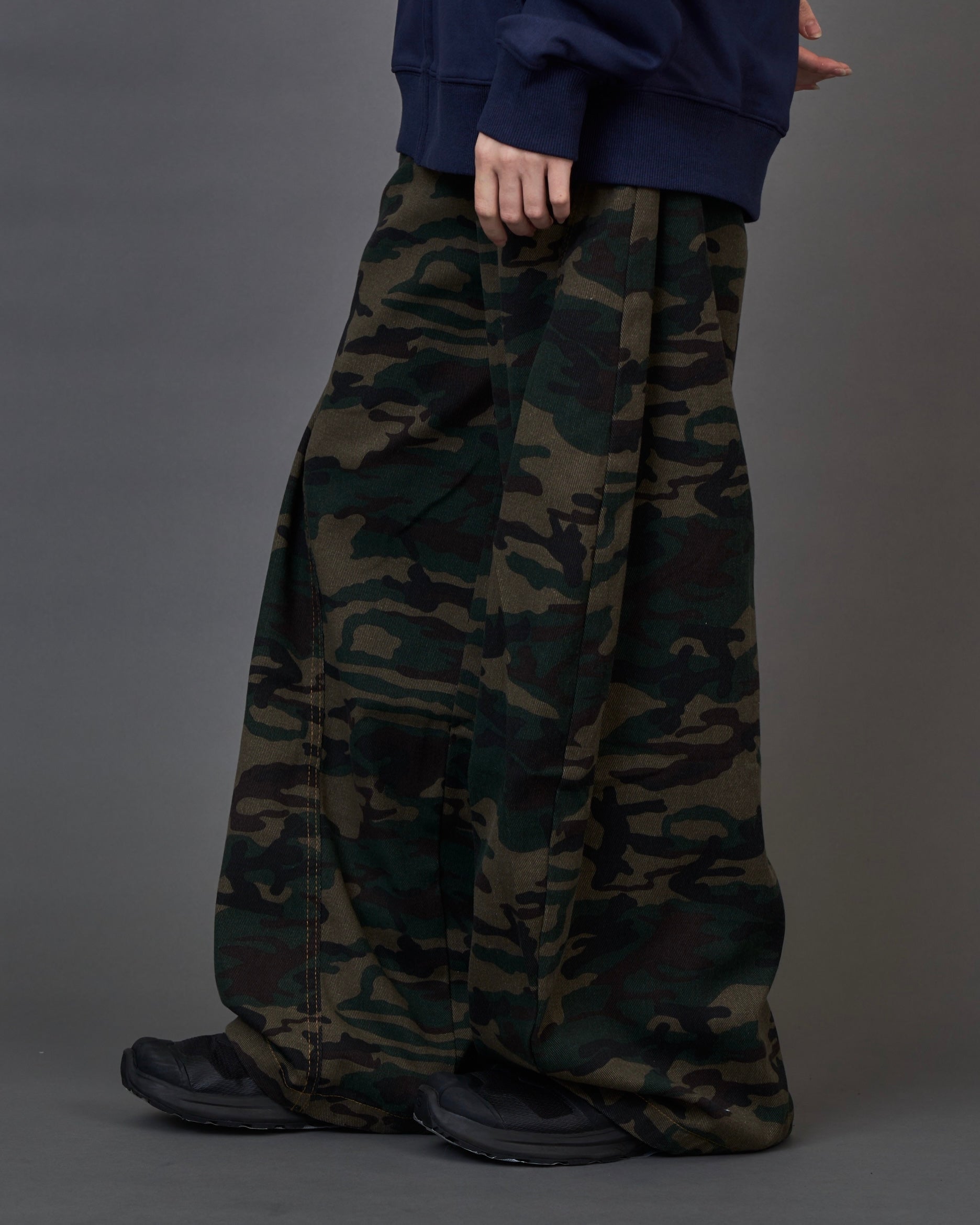 Camo Wide Cargo Pants SL0062