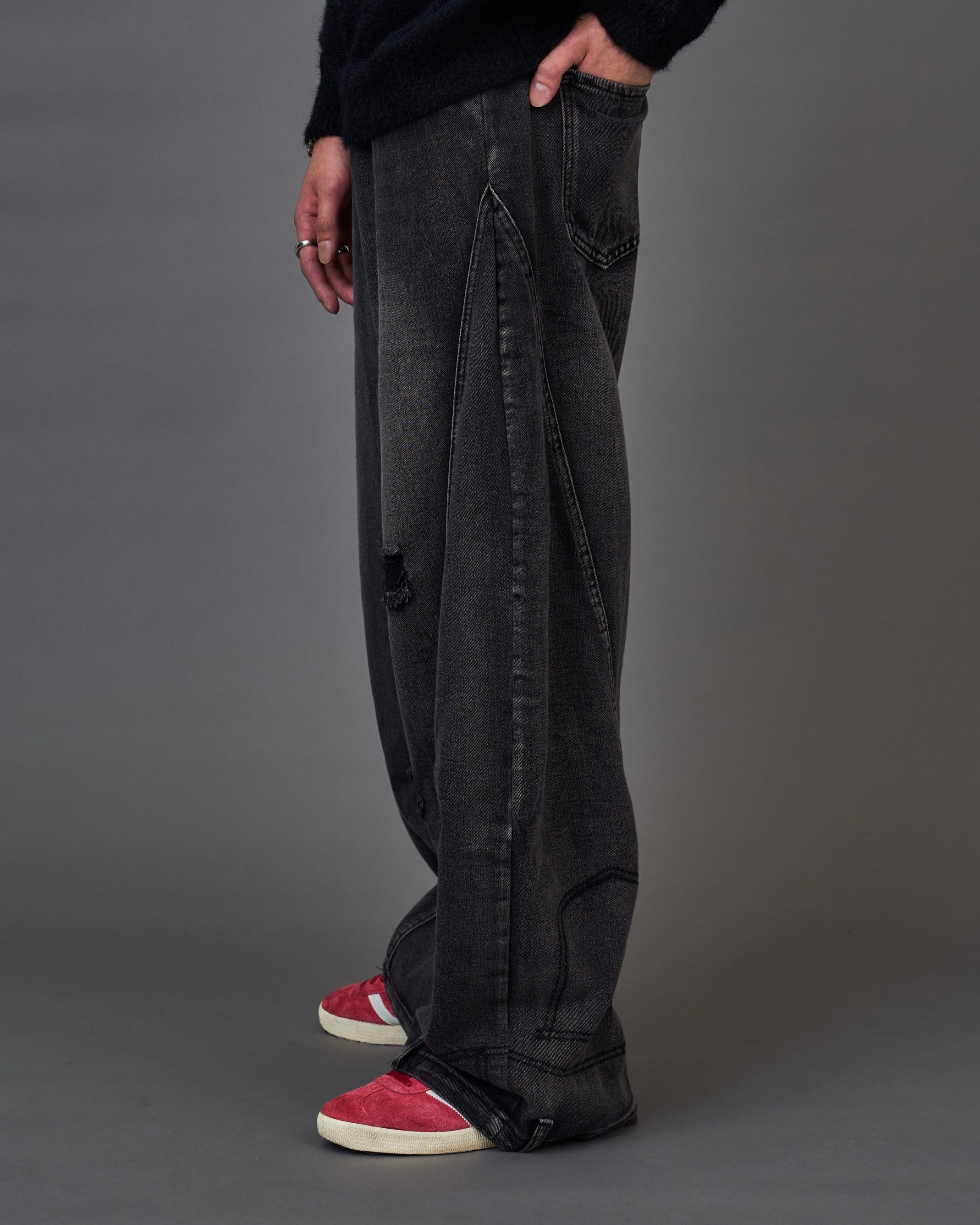 Distressed Black Wide Denim SL0072
