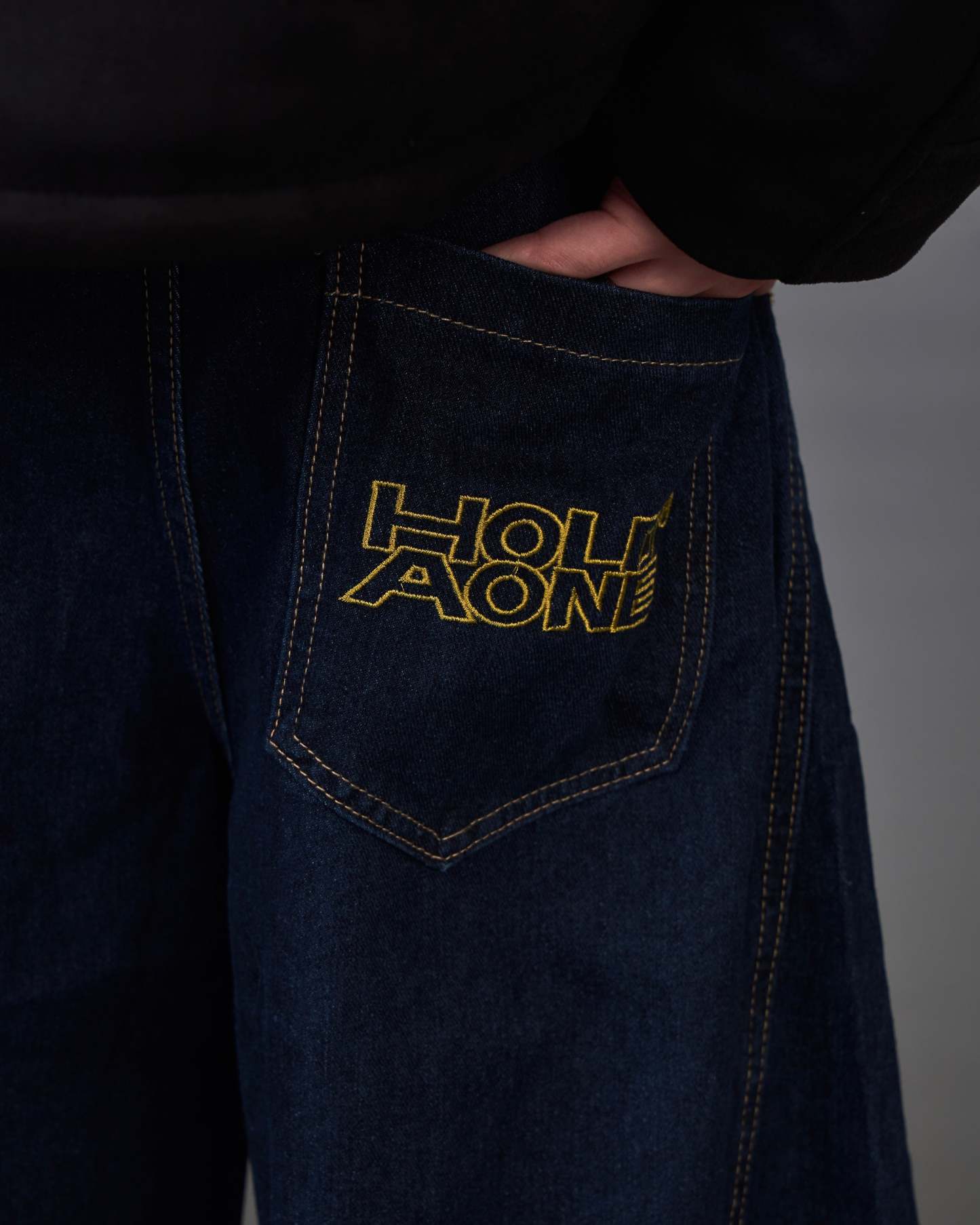 Curve Logo Pants SL0003