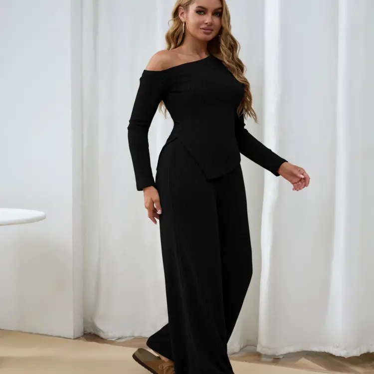 Women’s fleece-lined wide-leg trouser set