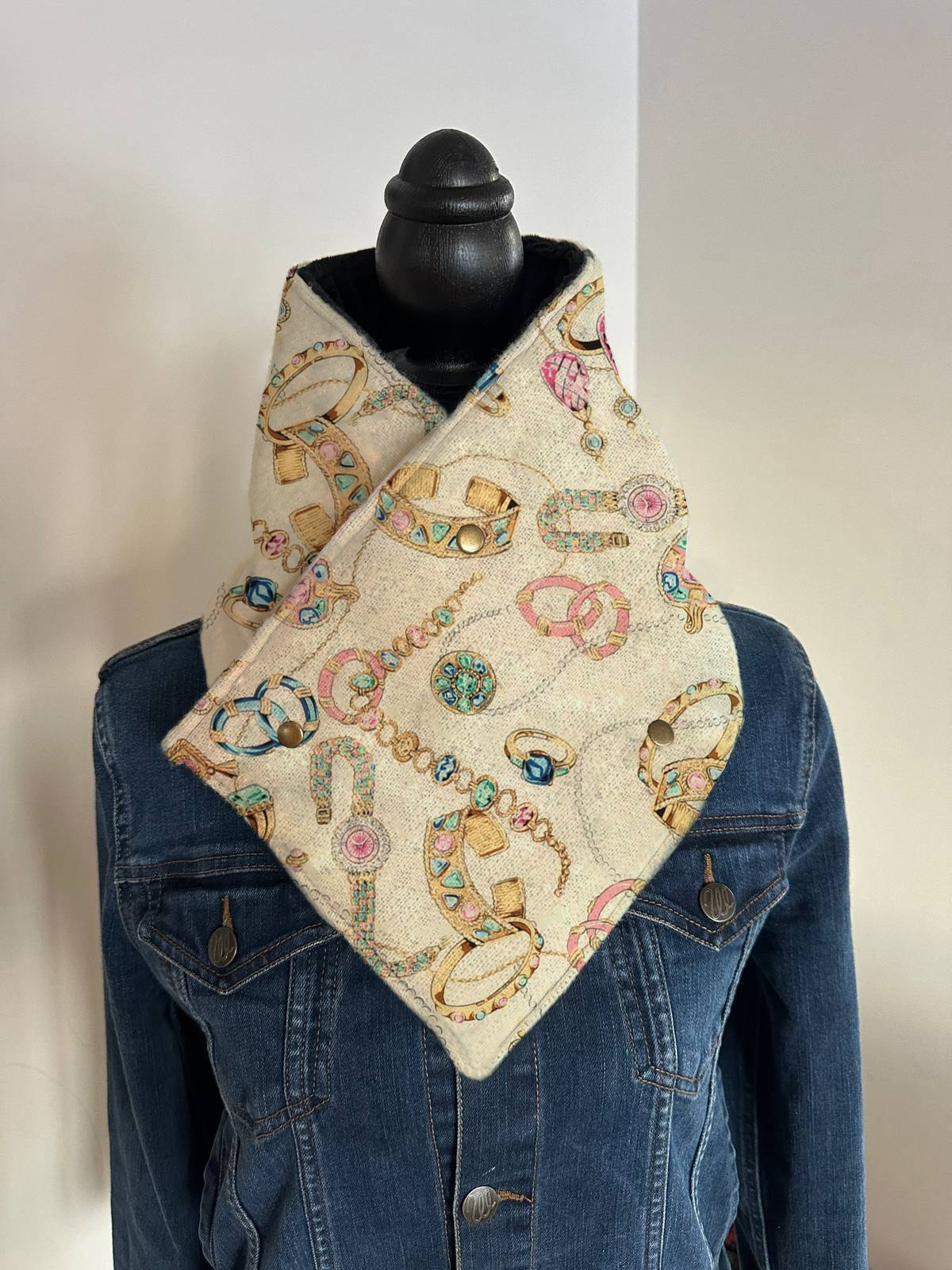 Women's Western Cowboy Bracelet Print Aztec Warm Neck Hood