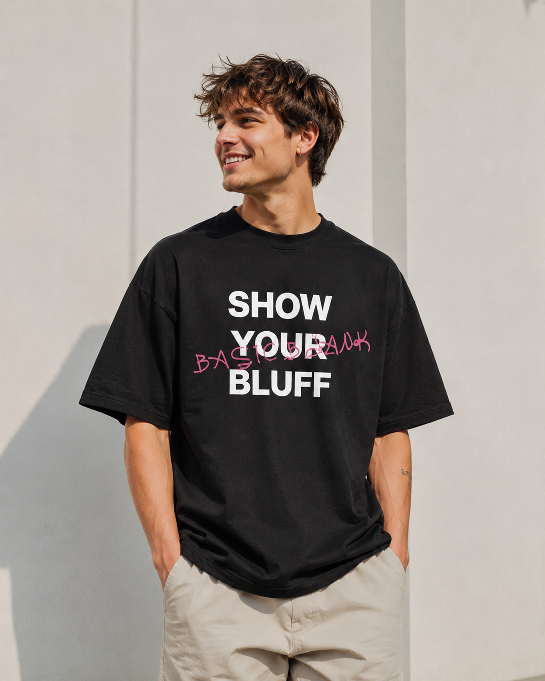 Texas Hold’em Themed T-Shirt，’Show Your Bluff’ Oversized Graphic Tee