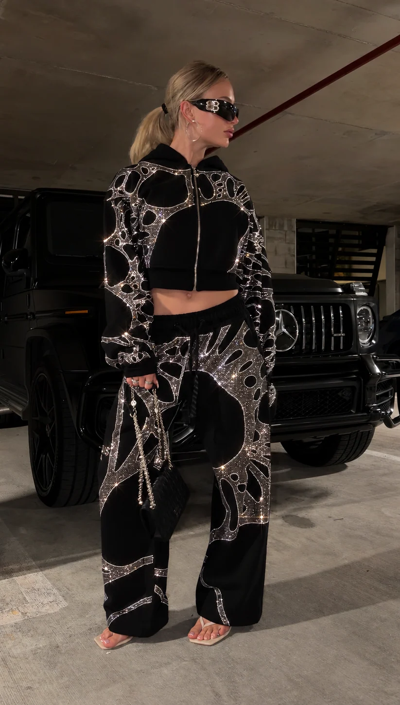 2026 Trending Black Rhinestone Cropped Hoodie