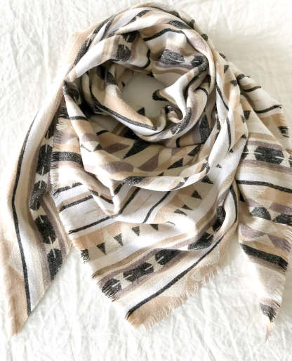 Creme de la Creme Shawl