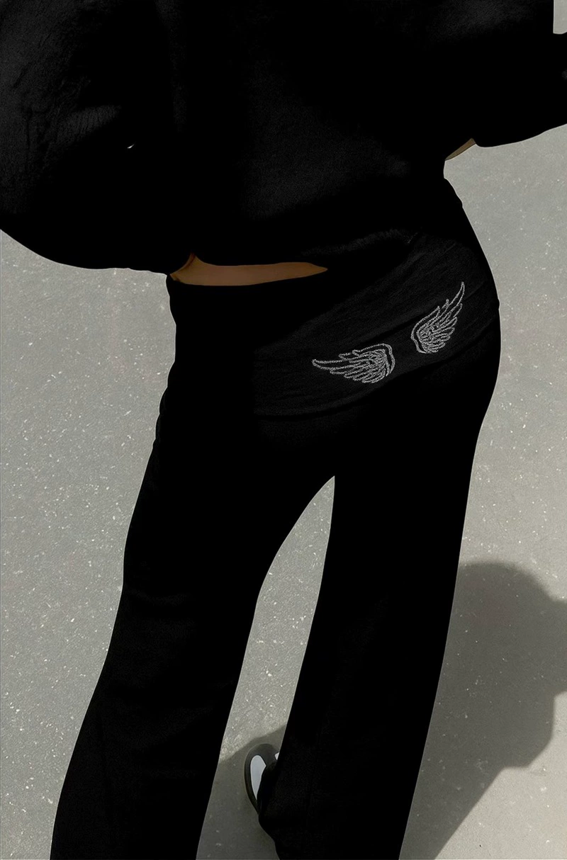 Women's Grey Sequined Angel Wings Cropped Hoodie and Sweatpants Set - Stylish and Casual
