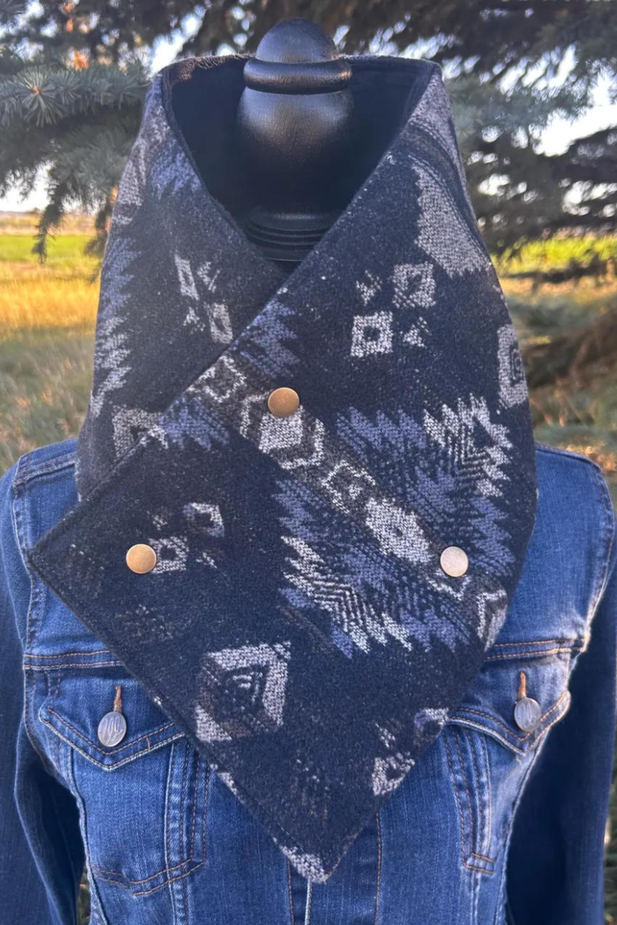 Women's Western Cowboy Aztec Warm Neck Hood