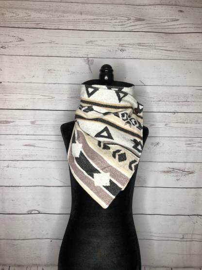 Cove Western Aztec Warm Neck Hood