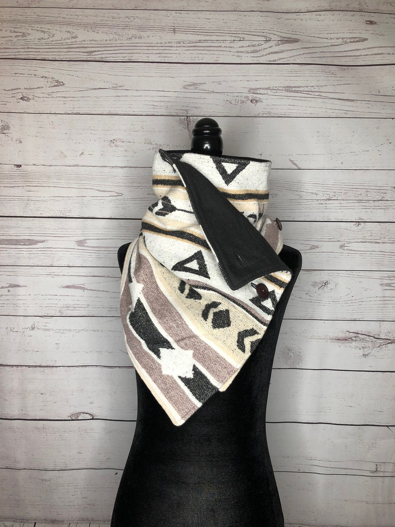 Cove Western Aztec Warm Neck Hood