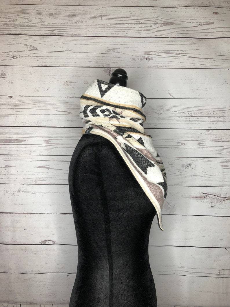 Cove Western Aztec Warm Neck Hood