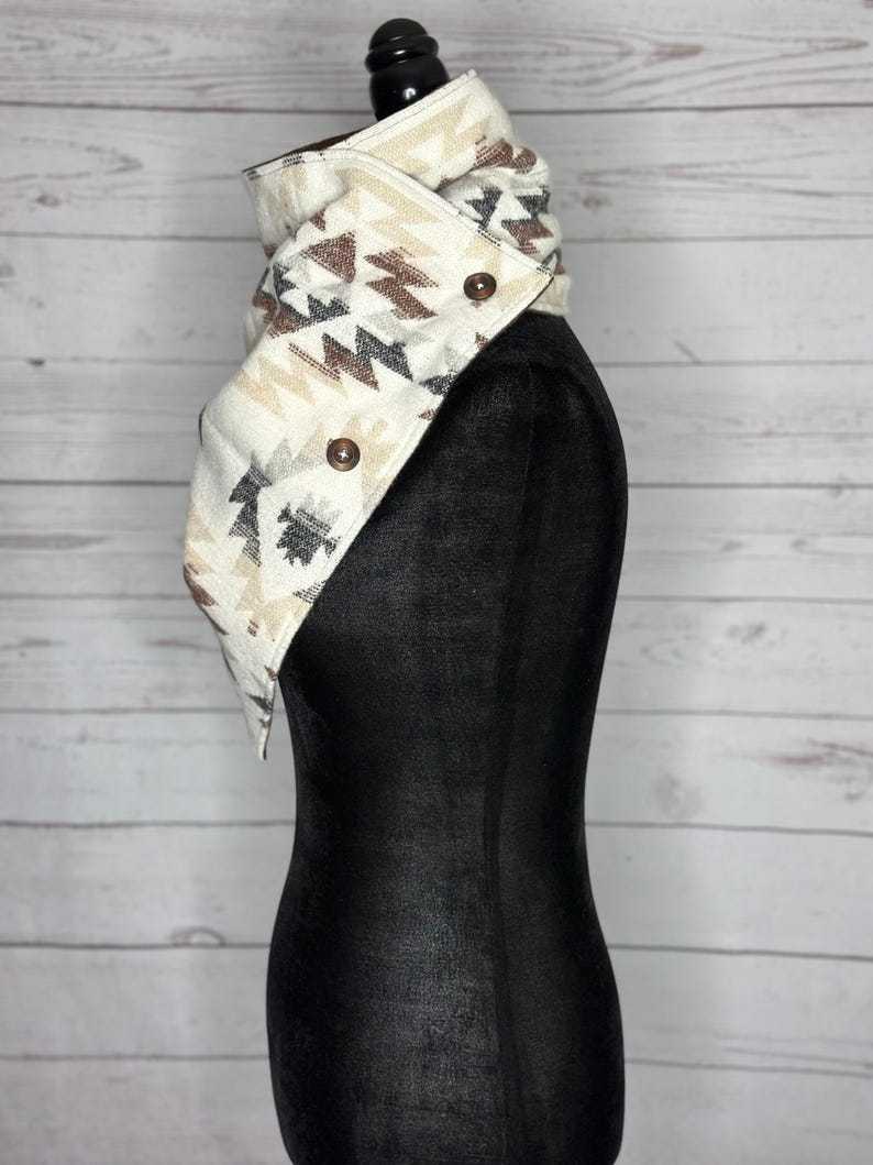 Women's Tulsa Western Aztec Warm Neck Hood