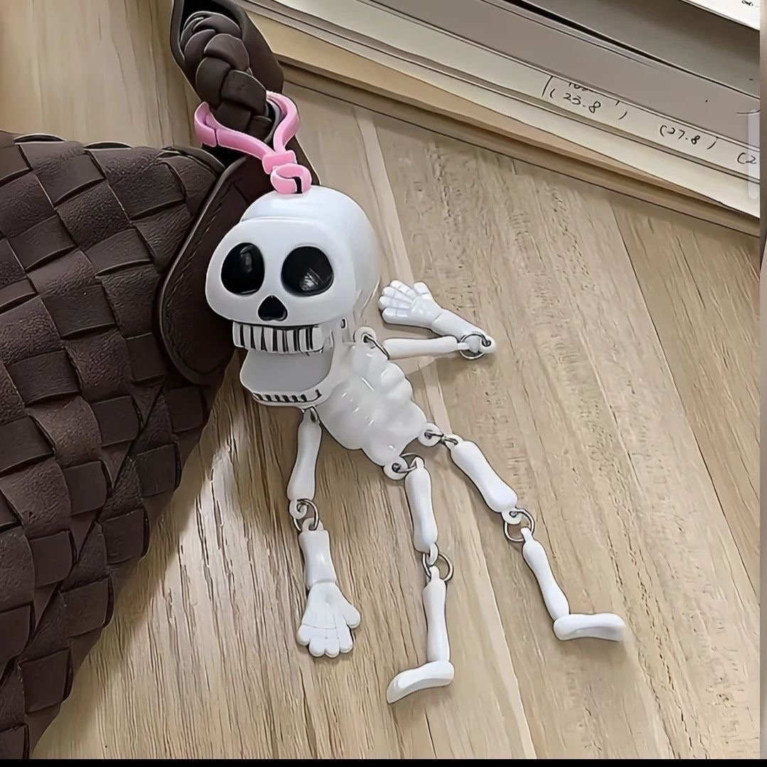 Funny Pull String Skull for Car Key Rings Purse Handbag Backpack Gifts