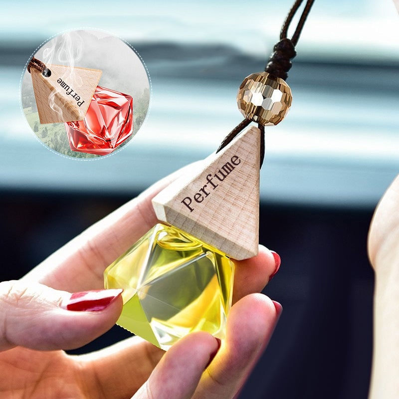 🔥Last Day Promotion - 49% OFF🎁Car Perfume Glass Crystal Decoration Pendant