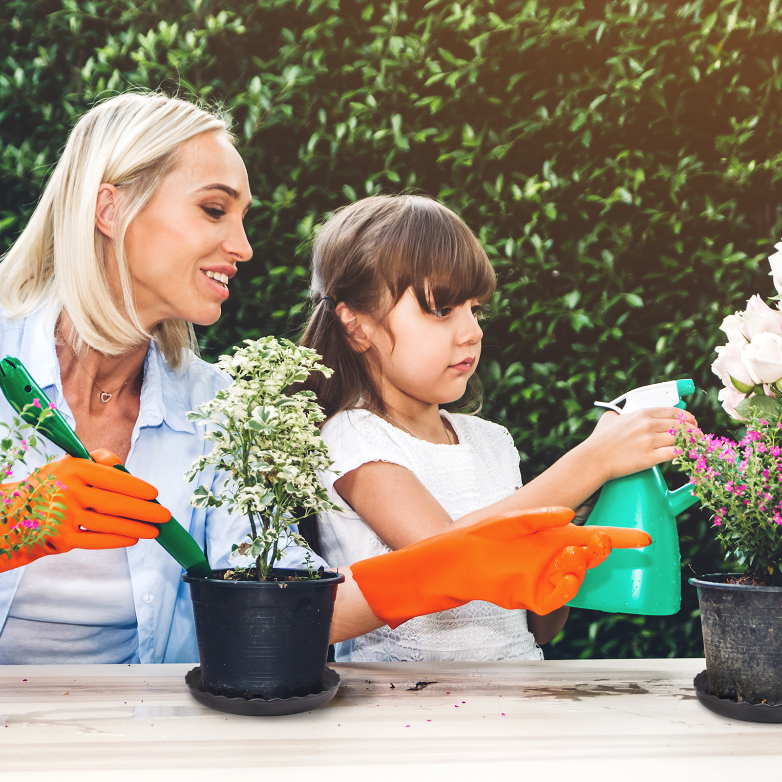 urorentea 12Pcs Plant Saucer, Plastic Plant Drip Trays, 6 8 10 Inch Black Round Plant Pot Saucers, Drip Tray for Indoor Outdoor Garden Plants, Collects Flower Pot Drainage and Excess Water