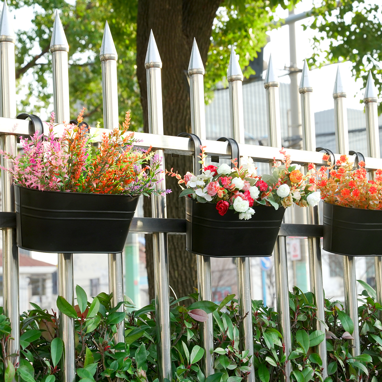 urorentea 3Pcs Metal Hanging Flower Pots for Outdoor Plants, Iron Railing Planter with Detachable Hooks and Drain Holes, Hanging Pots Fence Planters for Railing Garden Fence