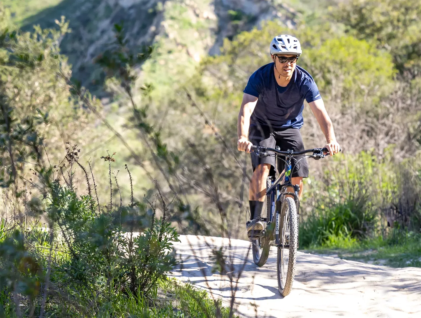 💝🚲Adult Aggressor Pro Mountain Bike🚲💝