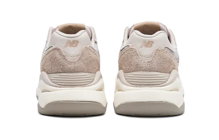 New Baltthhance 57/40 'Moonbeam Mindful Grey'