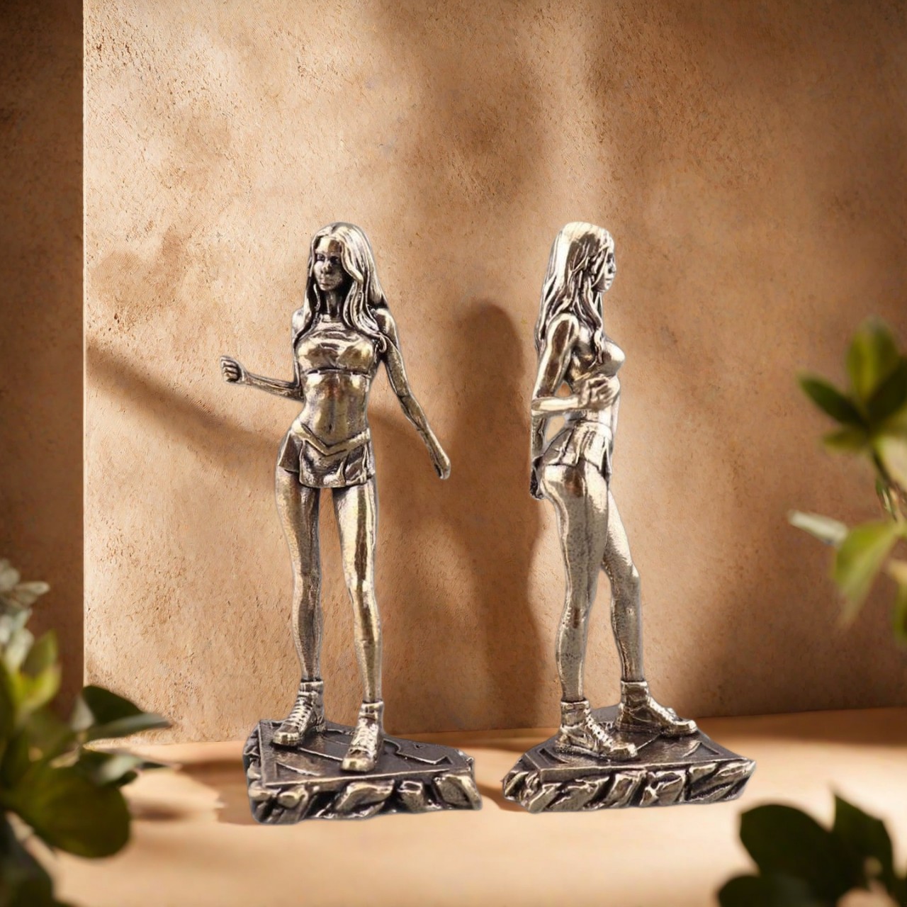 🔥Vintage Brass Fitness Lady Figurine ✨ Muscle Line Art Sculpture, Luxury Desktop Decor for Home & Office