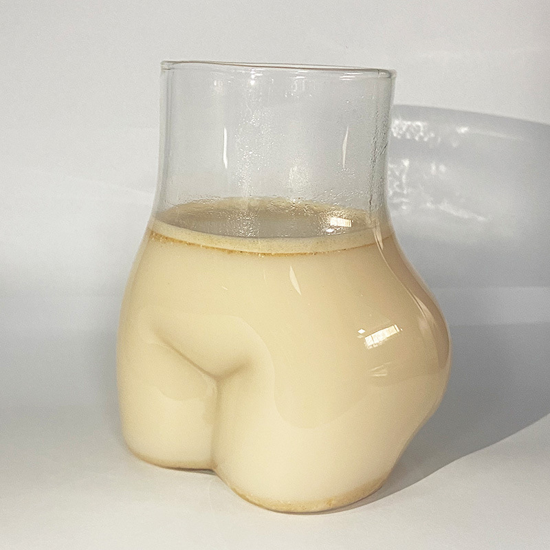 Booty Shaped Glass Vase – The Cheekiest Decor for Your Home! 🍑✨