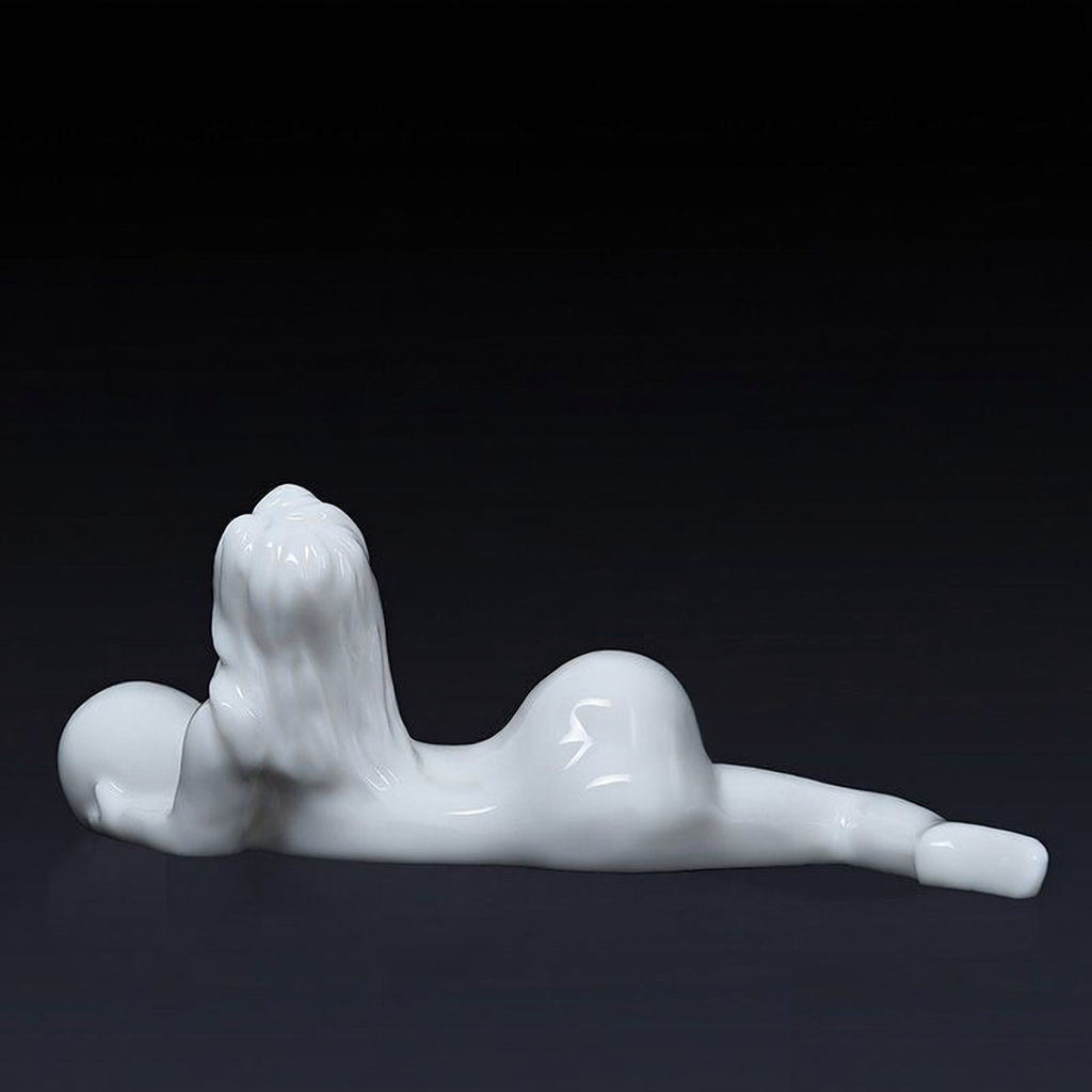 🎯"Soft Rhythm" Body Art Phone Stand | Multi-Functional Desktop/Car Decor | Minimalist White Ceramic Sculpture