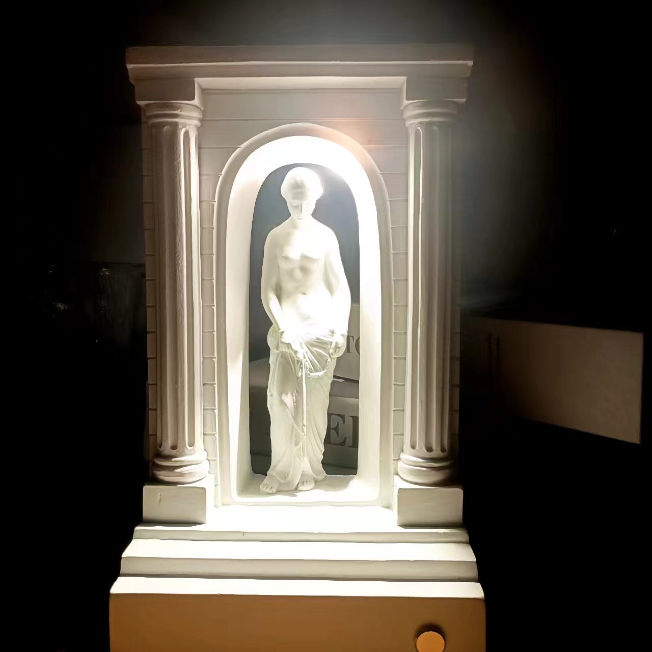 Greek Goddess Sculpture Ambient Lamp with Roman Arch ✨ Retro Desktop Art Decor LED Night Light