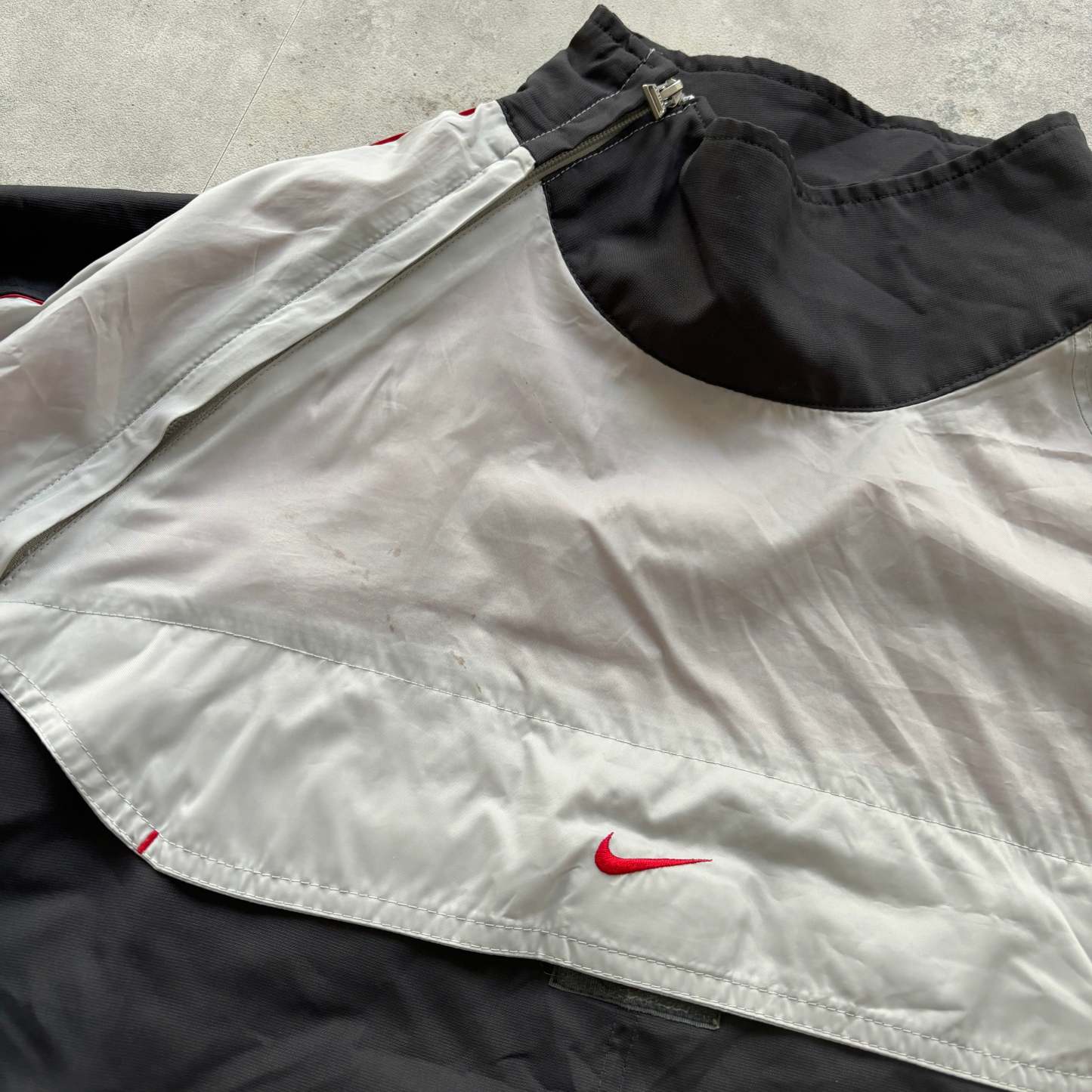 'TOO GOOD TO THROW' VINTAGE BOX (3-6 PIECES)