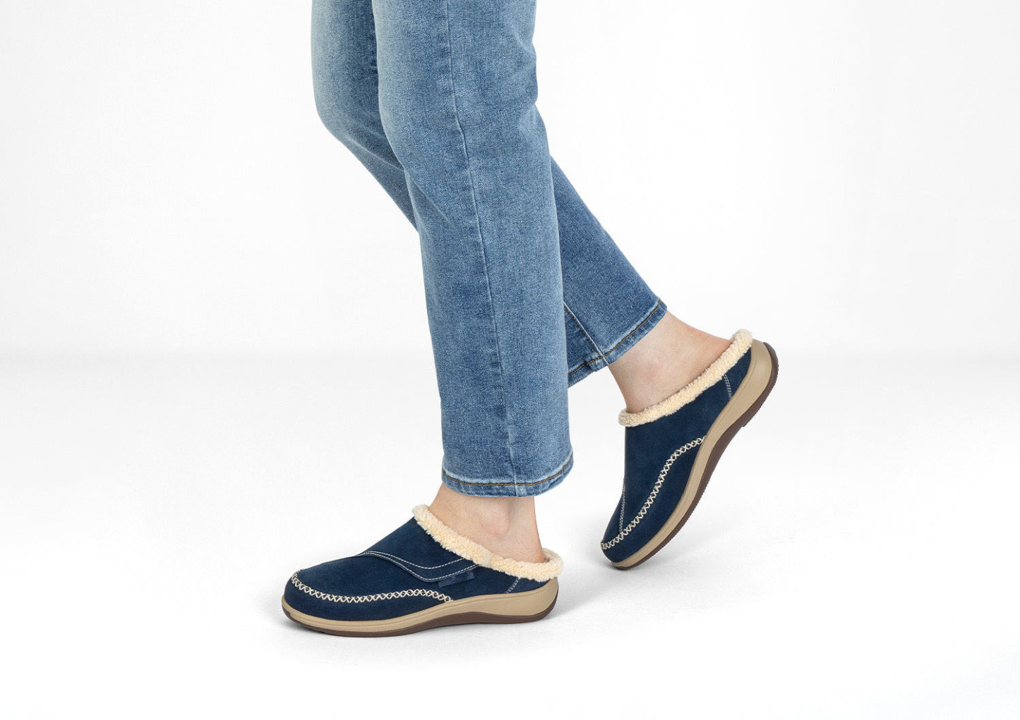 Women's Faux Fur-Lined Slippers in Bordeaux