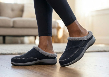 Women's Faux Fur-Lined Slippers in Bordeaux