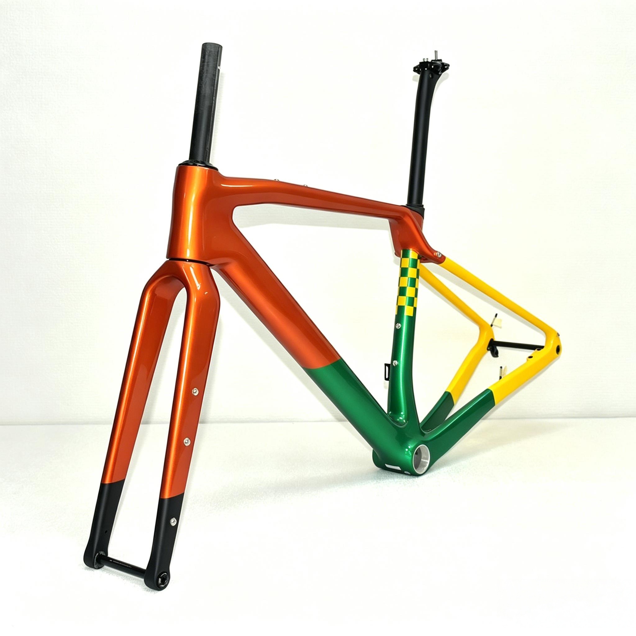 DC025  CECCOTTI GRAVEL TORAY CARBON BICYCLE FRAMESET DISC 142*12 47mm Tire