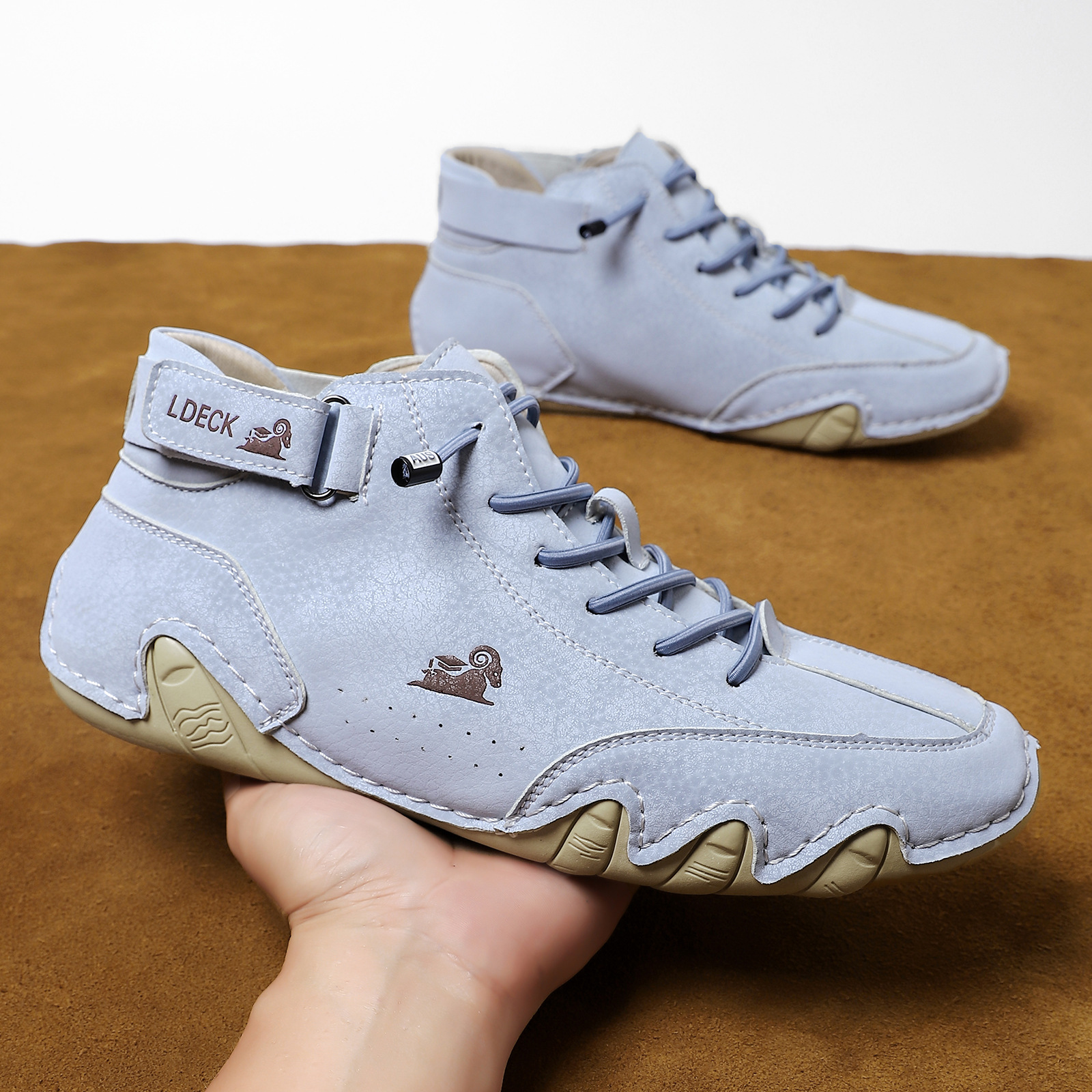 Pieds lourds et douloureux ? Cette chaussure italienne "poids plume" est le secret des citadins pour le printemps