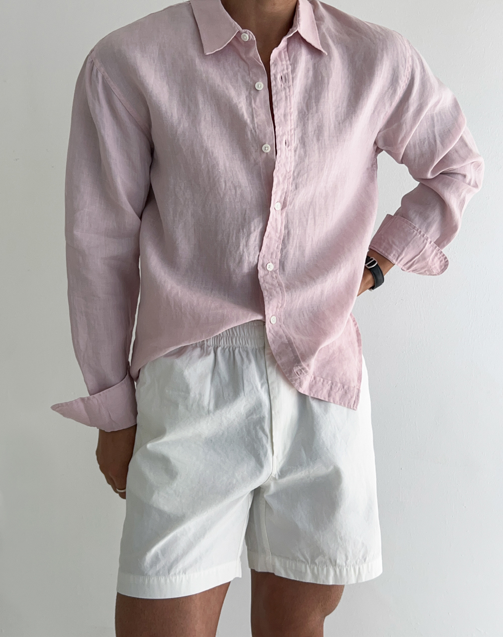 Chemise en lin unie simple pour l'été