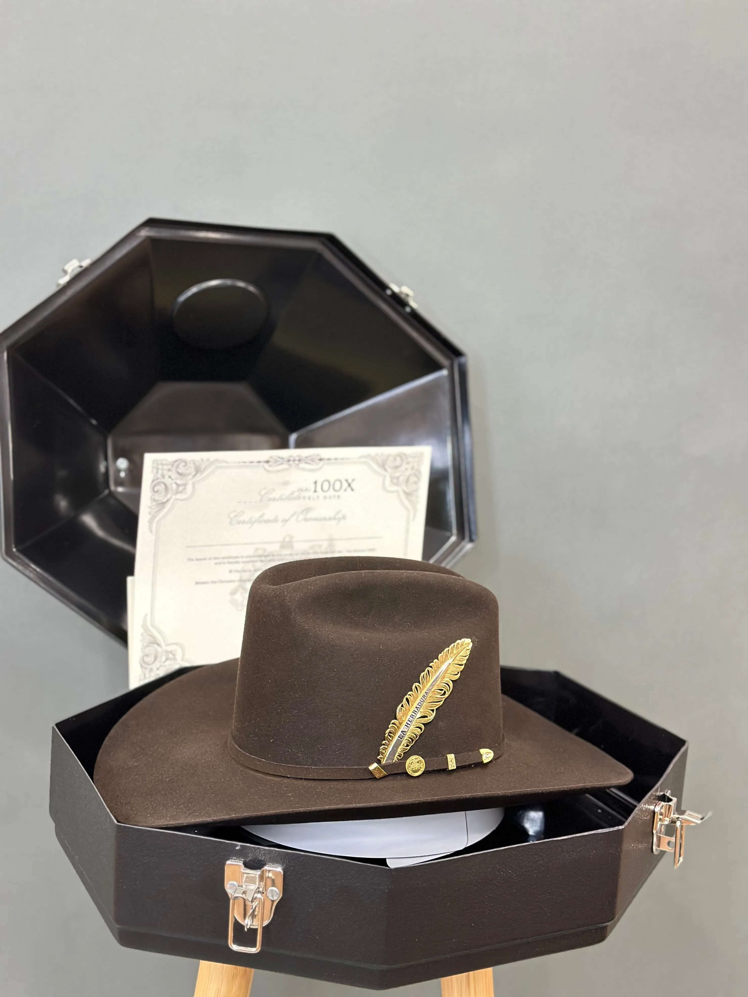 Cowboy Hat 100x Président Chocolate Copa Alta