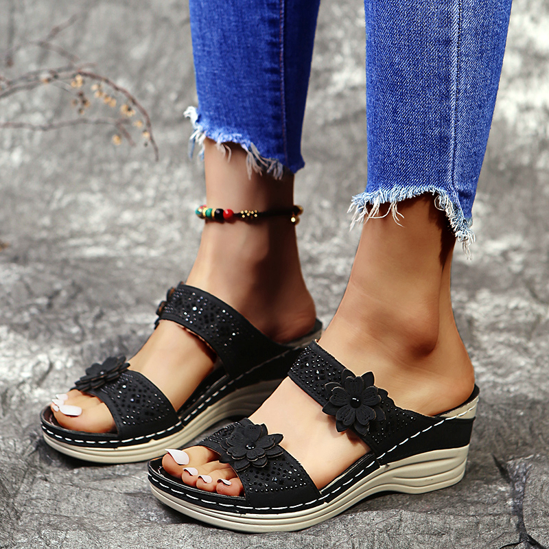 Orthopedische sleehak sandalen voor dames, met ondersteuning van de voetboog en bloemenpatroon