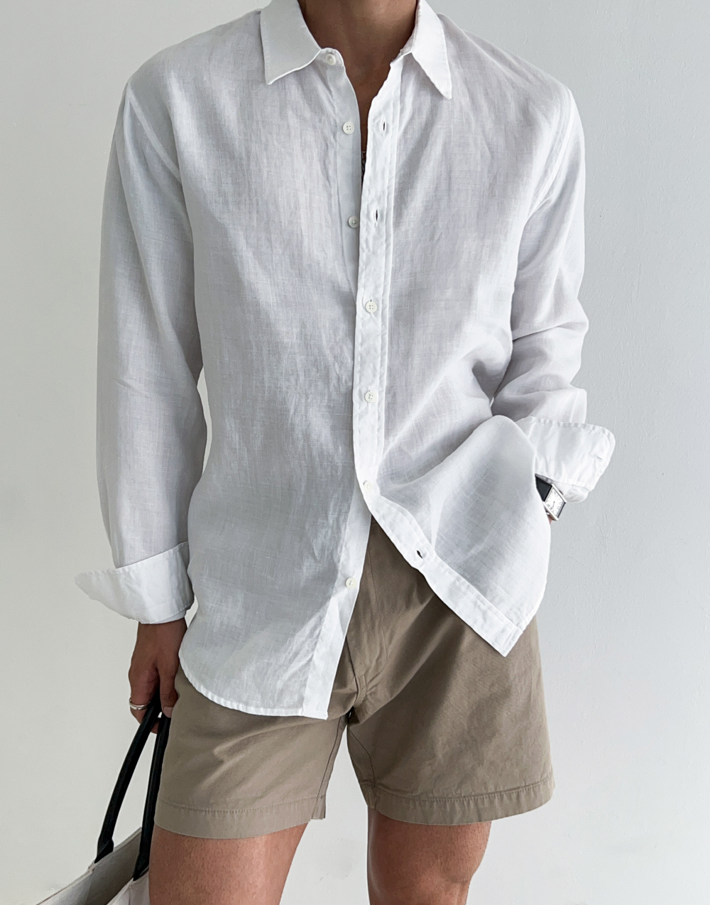 Chemise en lin unie simple pour l'été