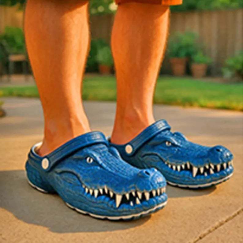 Leuke pantoffels in de vorm van een krokodil
