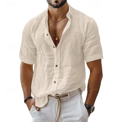 Nieuw in de collectie van 2025: Herenoverhemd van linnen met korte mouwen.