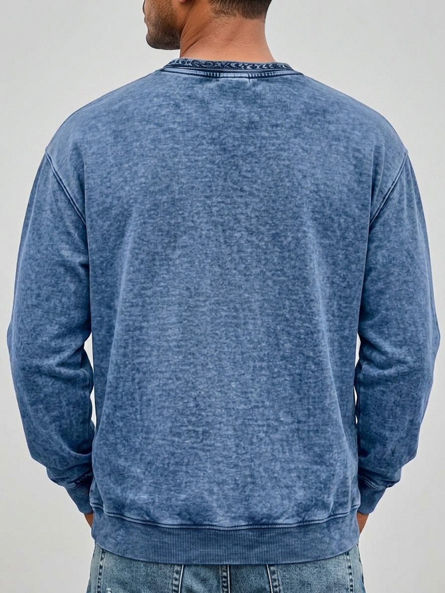 Men's Vintage Crew-Neck Washed-Finish Cotton Sweatshirt