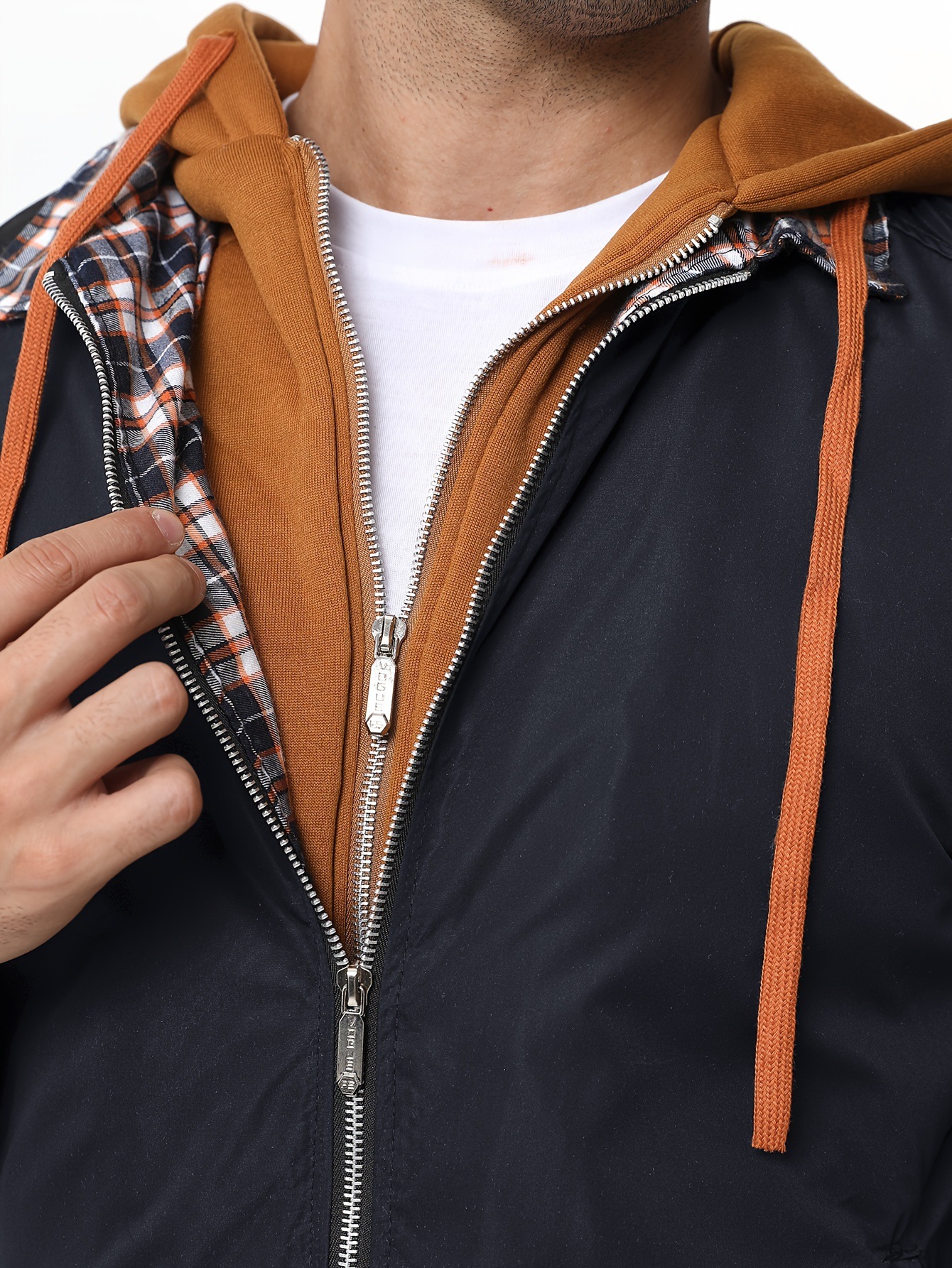Men Can’t Resist These Workwear-Style Hooded Jackets with Plaid Lining